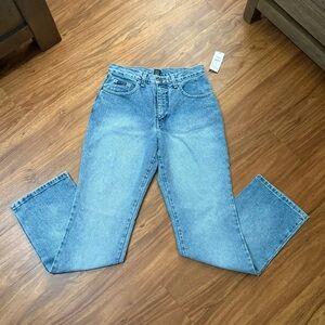 Women's Straight Leg High-Rise Light Denim Jeans